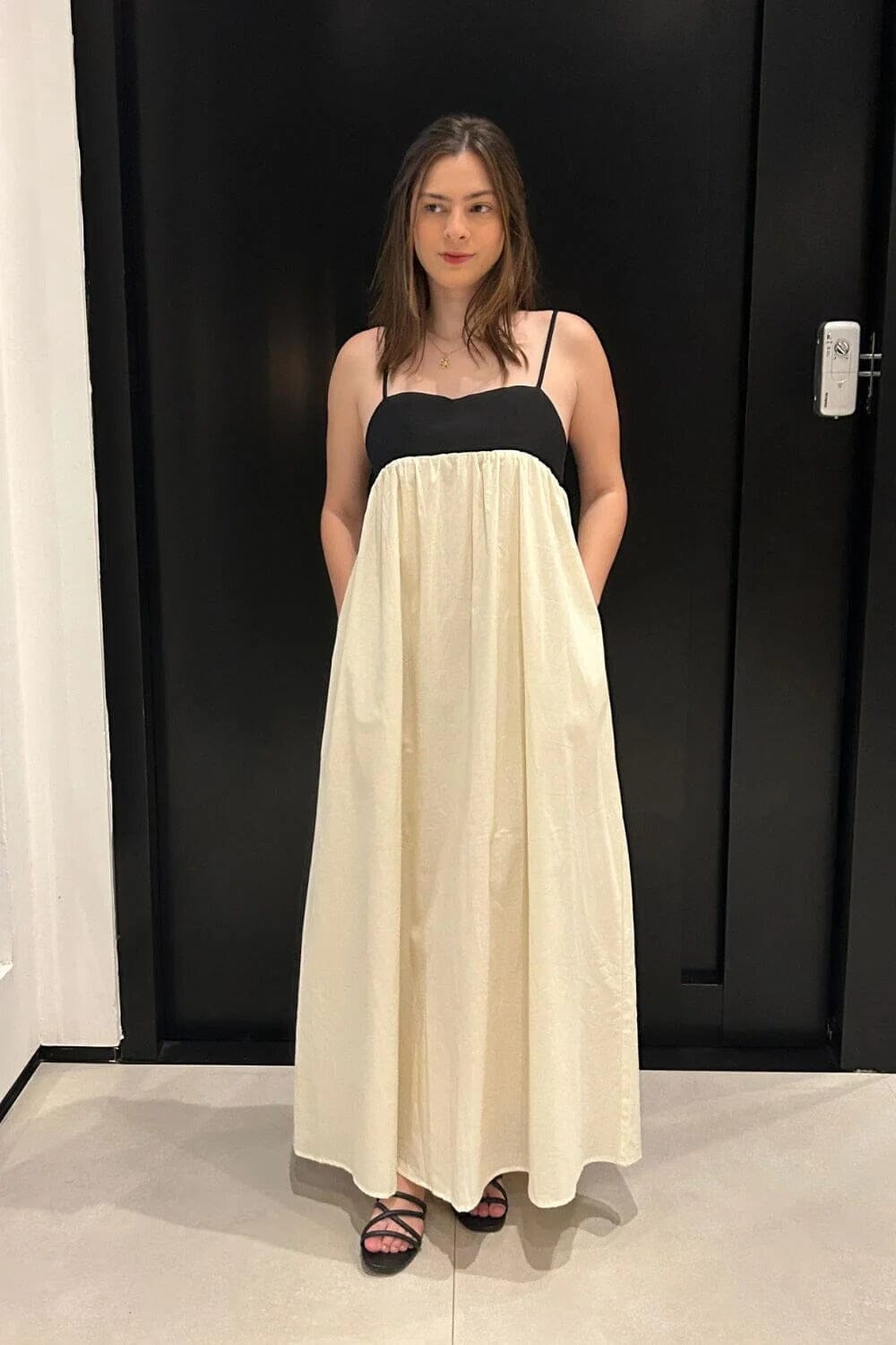 Vestido Longo em Linho Emily Vestido Longo MRL-154 Miralleve
