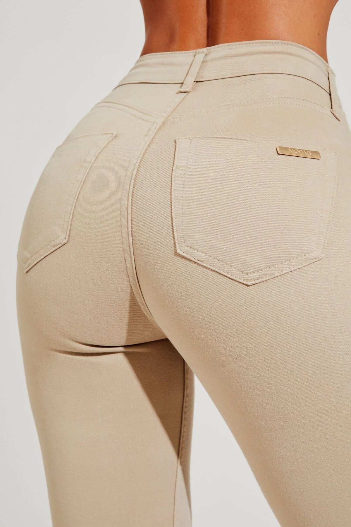 Calça Jeans Modeladora Boot Cut Nude Cós Médio Calça Jeans MRL-125 Miralleve 