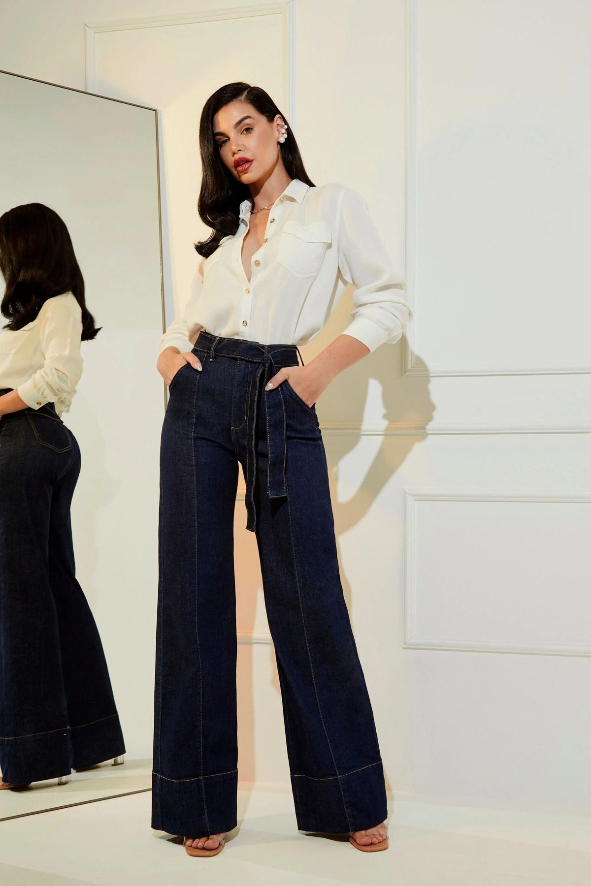 Calça Jeans de Rica Tecnológica Wide Leg Cós Super Alto Calça Jeans MRL-121 Miralleve 